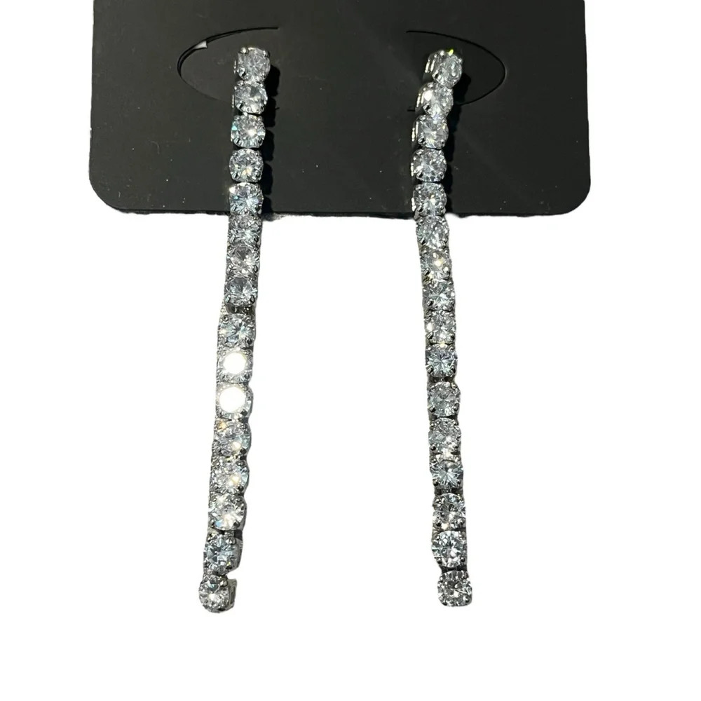 AKIRA Chandelier Drop Earrings Cubic Zirconia 2.5 Inch New - Picture 2 of 5